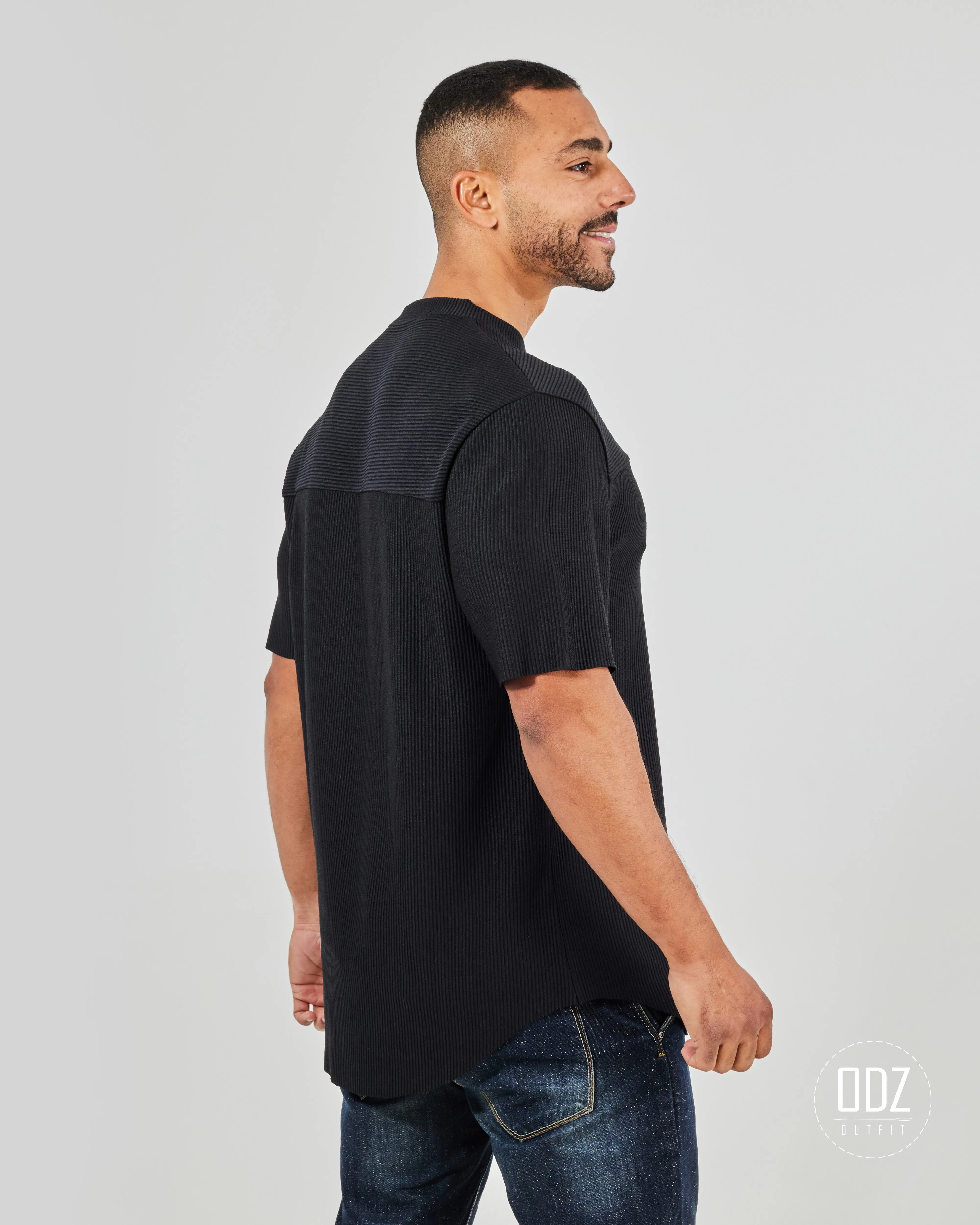 Bamboo Strips Curved T-shirt