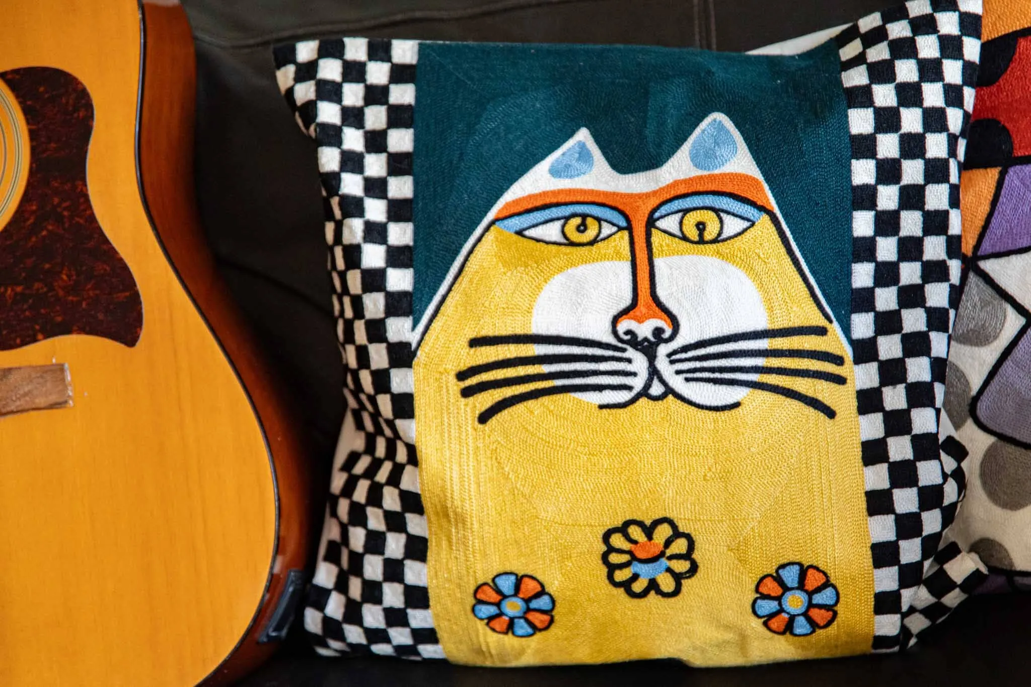 Pillow cover embroidery - cotton - rulo